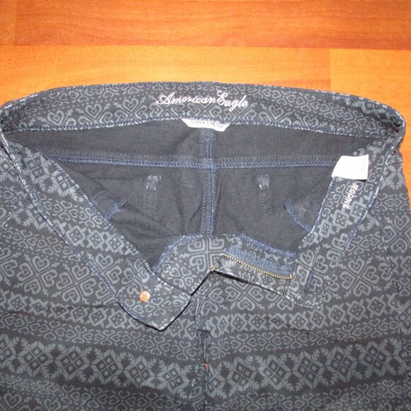 American Eagle Outfitters Tribal Print Jeggings - Sz 10 - Picture 4 of 12